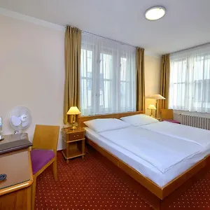 melantrich-sivek-hotels.praguehotelsweb.com/