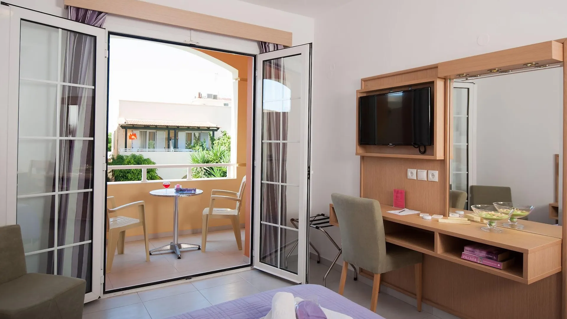 Olympia Hotel Rethymno  Rethymno (Crete)