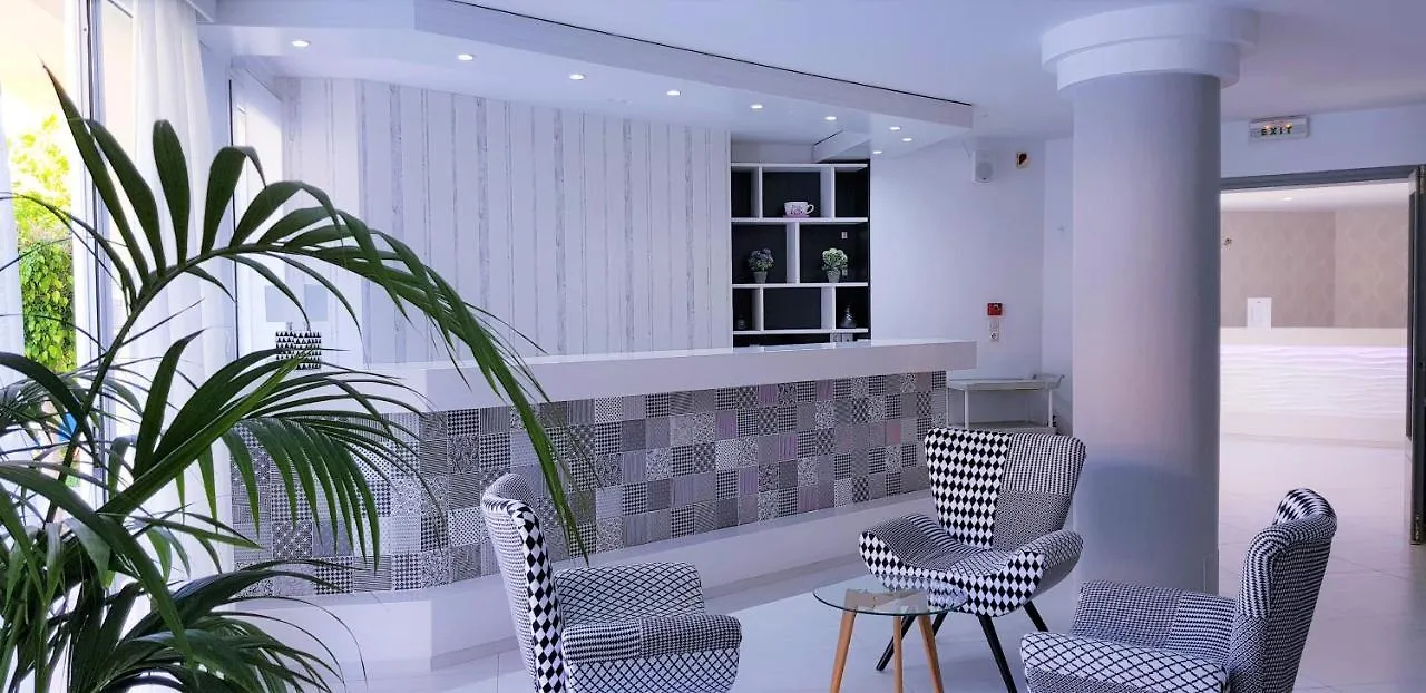 Olympia Hotel ريثيمنو