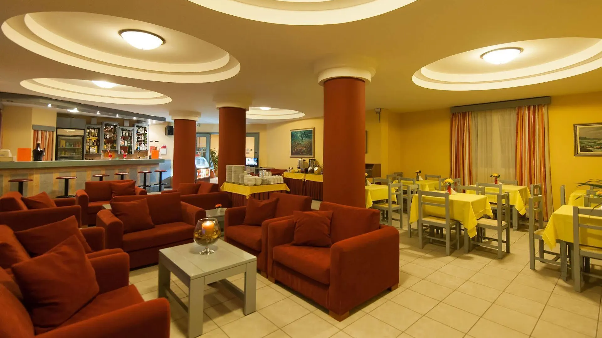 Olympia Hotel ريثيمنو
